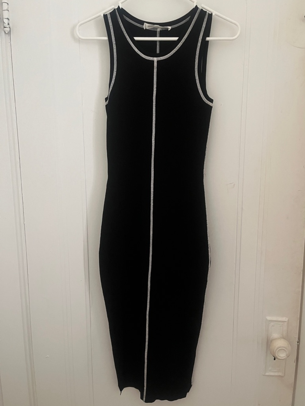 MCQ Alexander McQueen Black Sleeveless Bodycon Dress with Contrast Stitching
